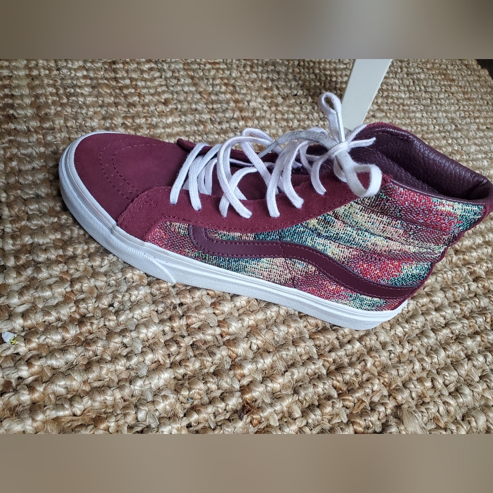 Vans high tops size 6.5 women's in burgundy and pattern worn once like n…